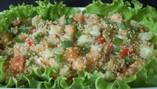 Salada de quinoa