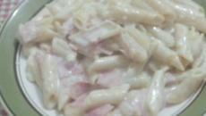 Macarrão ao molho branco especial