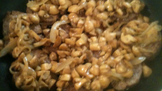 Filé mignon com champignons sauteados no açúcar