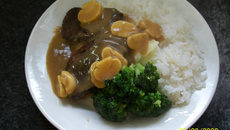 Filé mignon com falso molho madeira