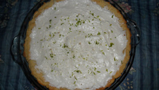 Torta de limão com chantilly