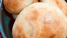 Pão de batata com catupiry