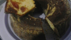 Bolo de fubá com goiabada