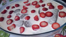 Pavê de morango super fácil