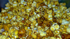 Pipoca com chocolate