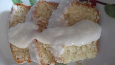 Bolo gelado fácil de coco