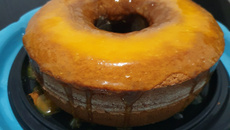 Bolo de mexerica com cobertura