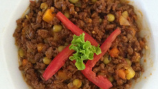 Carne moída de soja com molho bolonhesa