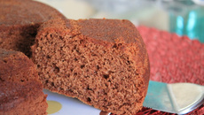 Bolo de iogurte com chocolate
