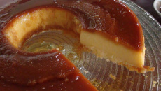 Pudim cremoso de coco