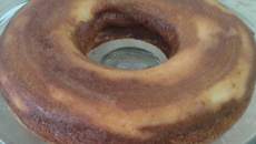 Bolo de mandioca crua