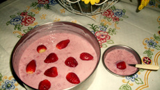 Geladinho cremoso de morango
