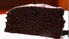 Bolo de chocolate sem ovo