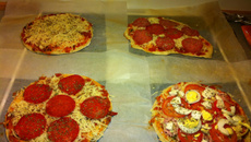 Massa de pizza fina a lenha