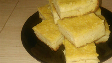 Pudim de pão recheado com maçã