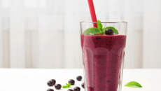 Batida de açaí com maçã e banana