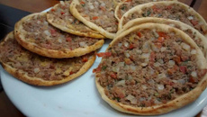 Esfiha armênia (Lemeyun)