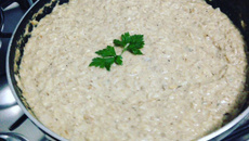 Risoto de gorgonzola com carne moída