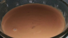 Chocolate quente prático & gostoso