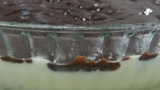 Torta gelada de leite ninho