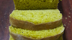 Pão de cenoura com quinoa e linhaça