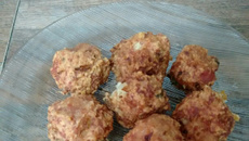 BOLINHO DE LINGUIÇA FRESCA