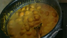 Pequi refogado com bacon