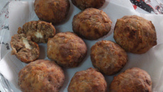 Croquete de carne assada (sobra de churrasco) muito fácil e uma delícia