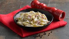 MOLHO BRANCO COM LOURO E PIMENTA-DO-REINO