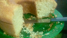 Bolo de iogurte rápido e fácil