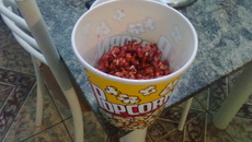 Pipoca doce vermelha