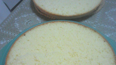 Bolo pão de ló d'água