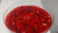 Doce de morango (creme branco)