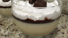 Mousse de coco com ganache de nutella