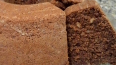 Bolo integral com nozes