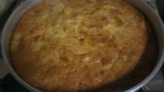 Cuca de farofa da tia Márcia