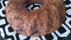 Bolo de jabuticaba sem glúten e sem leite