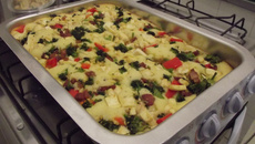 Torta de brócolis com ricota e bacon