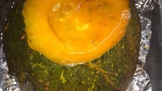 Bobó de camarão com requeijão na moranga