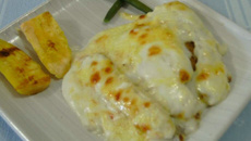 Filé tilápia com molho branco e limão