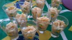 Doce de coco com abacaxi