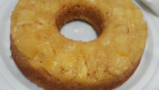 Bolo Integral de abacaxi com coco