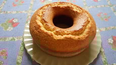 Bolo de fubá de liquidificador super fofo