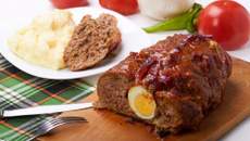 Rocambole de carne moída