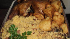Frango à moda caipira ,com batatas e arroz
