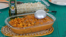 Camarão light com abacaxi e majericão