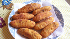 Bolinhos de batata recheados