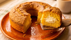 Bolo de milho com flocão e requeijão cheio de sabor que não fica seco e nem pesado