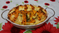 Batata ao forno com queijo