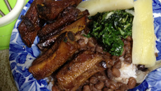 Costela com mandioca